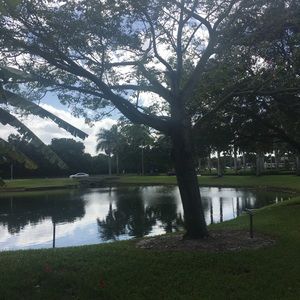 Meet your Posher, Huma